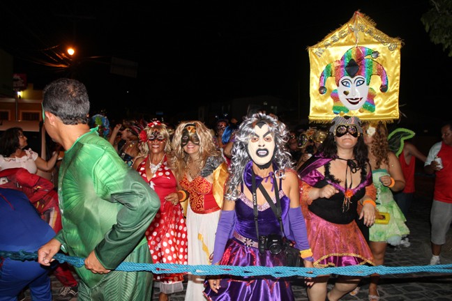Cartaz   Rua do Cajueiro, Terça-feira 9 de Fevereiro de 2016